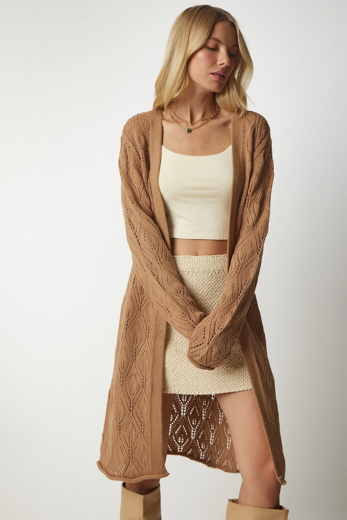 Bild von Happiness İstanbul Lange Strickjacke Aus Durchbrochenem Biscuit - S/M