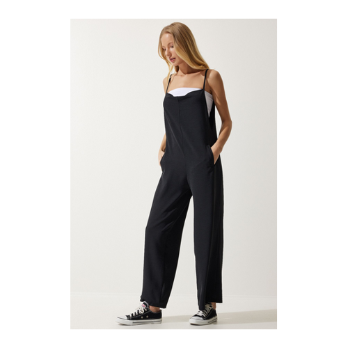 Bild von Happiness İstanbul Schwarzer Lockerer Strick-Jumpsuit für Damen
