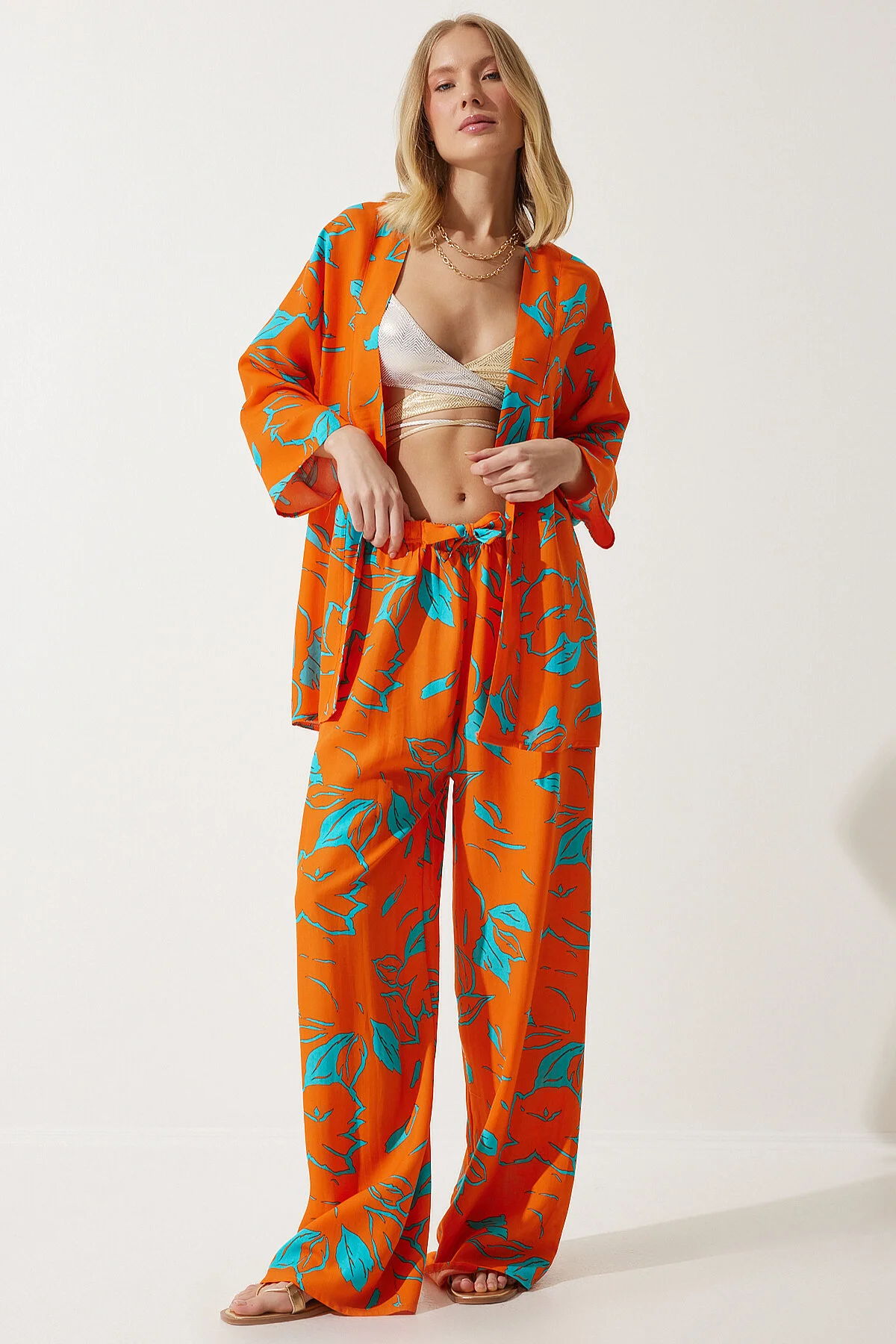 Bild von Happiness İstanbul Kimono-palazzo-hosen-set Mit Himmelblau-orange-muster für Damen - 40