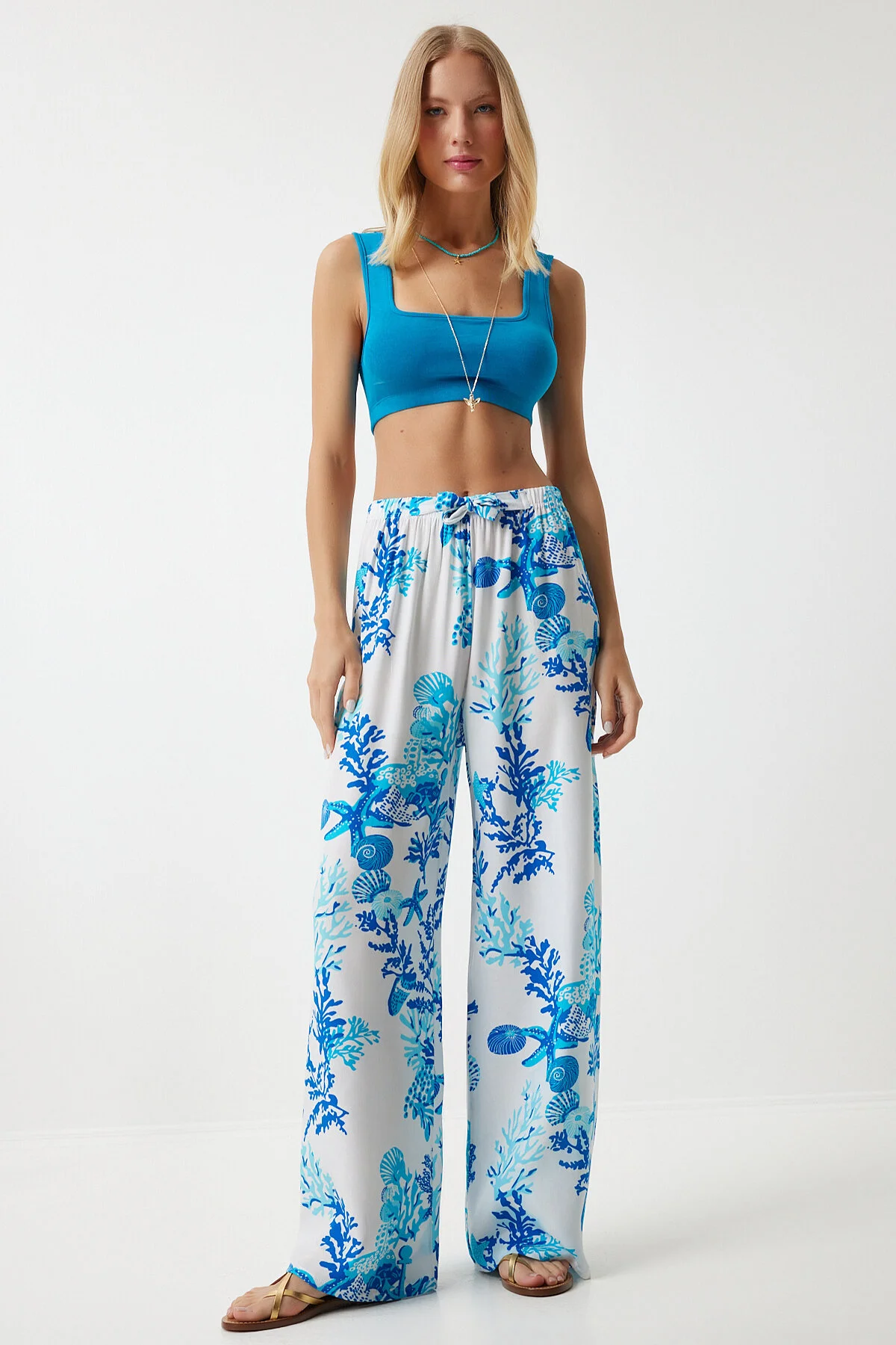 Bild von Happiness İstanbul Palazzo-hose Aus Himmelblauer Und Weißer Viskose En00606 für Damen - 38