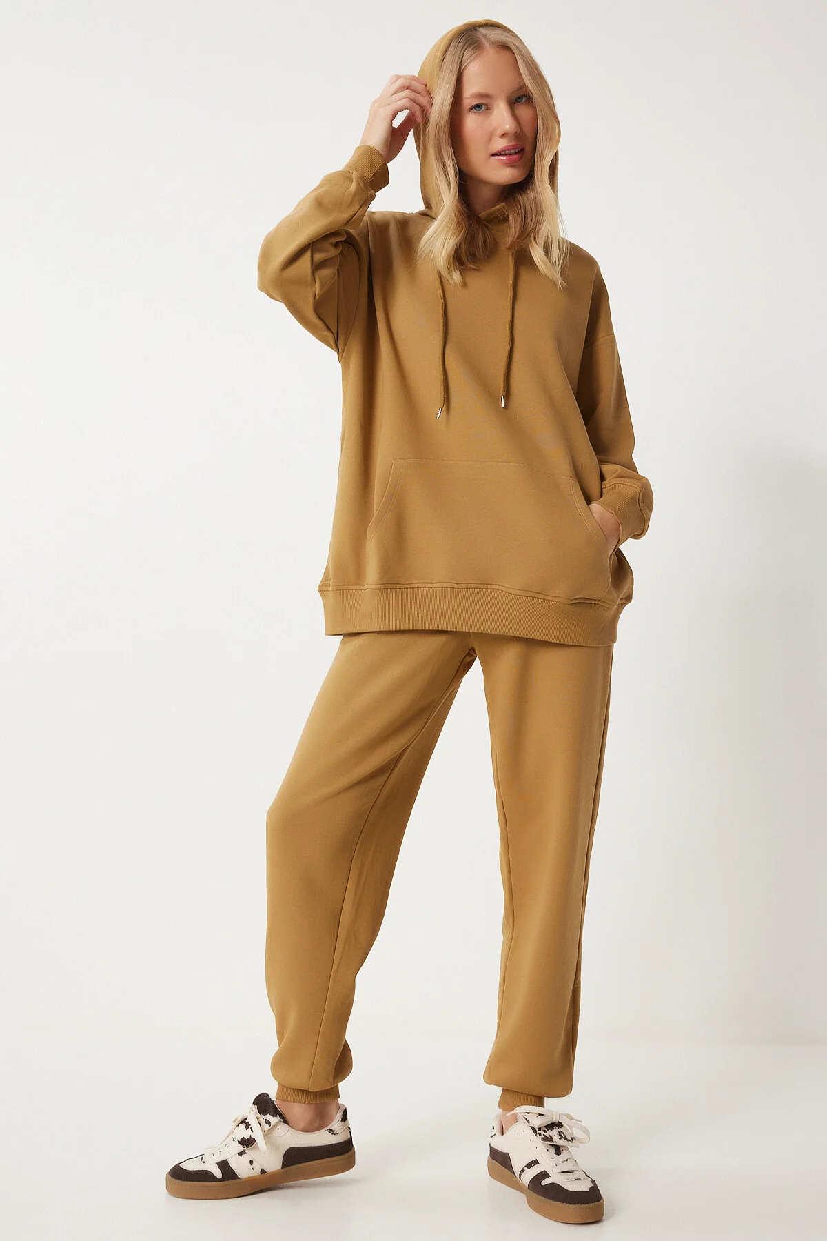 Bild von Happiness İstanbul Dunkles Senffarbenes Sweatshirt- Und Jogginghose-set – für Damen - 38