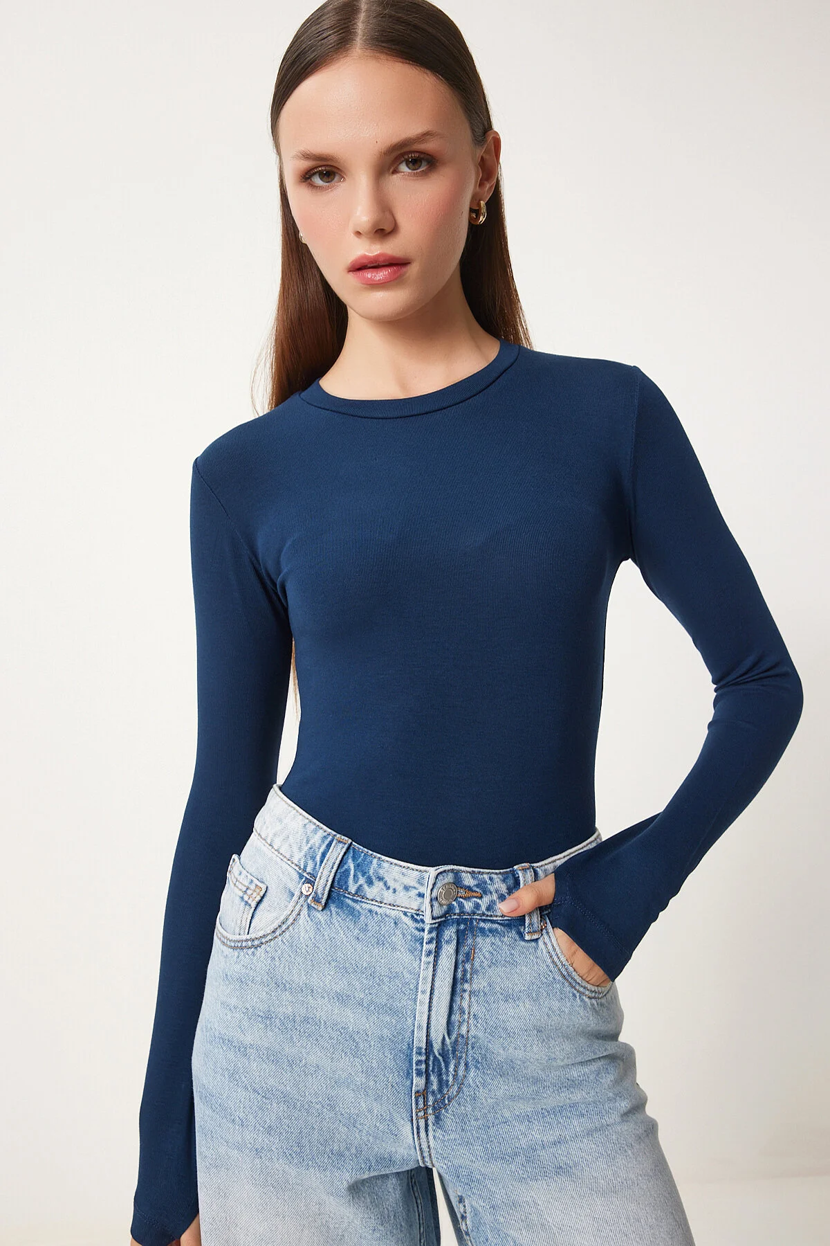 Bild von Happiness İstanbul Marineblaue Basic-strickbluse Mit Rundhalsausschnitt für Damen - 42