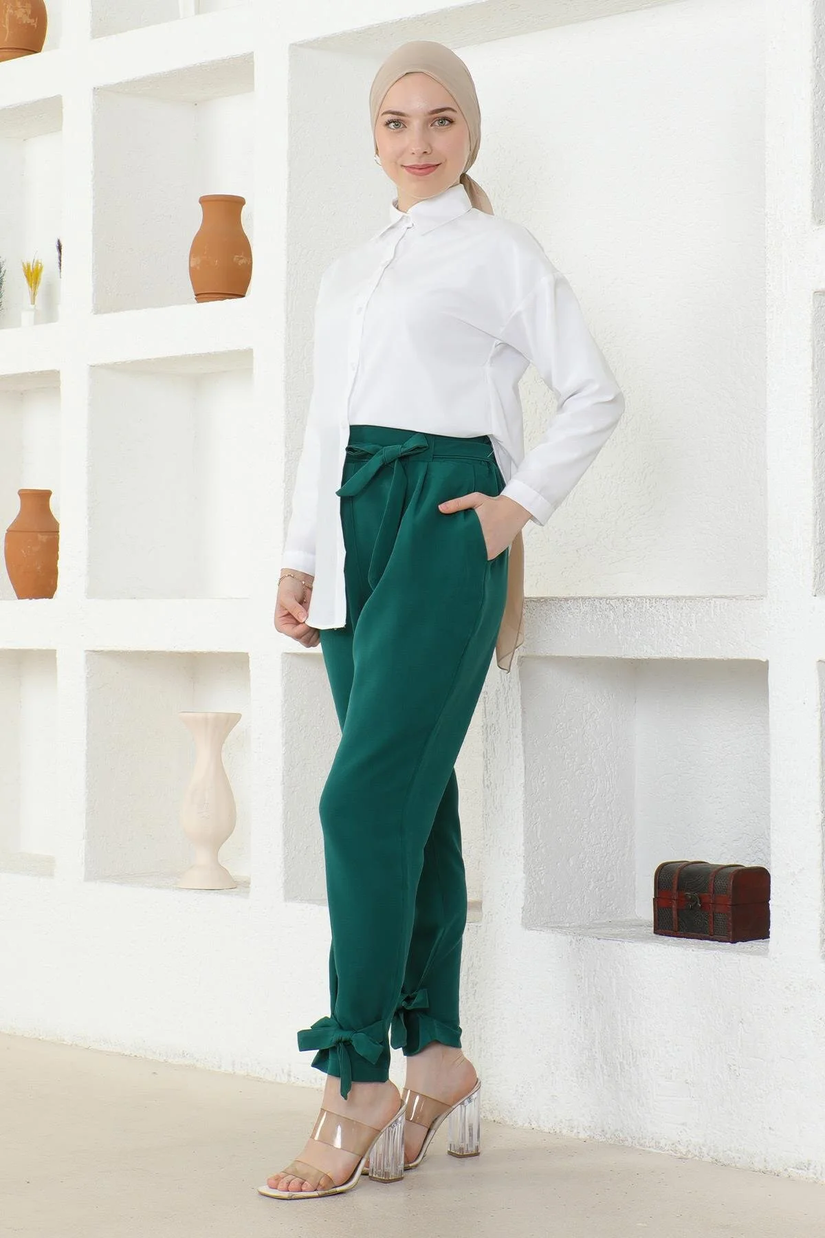Bild von Moda Mihram Hose Mit Gürtel für Damen - 44