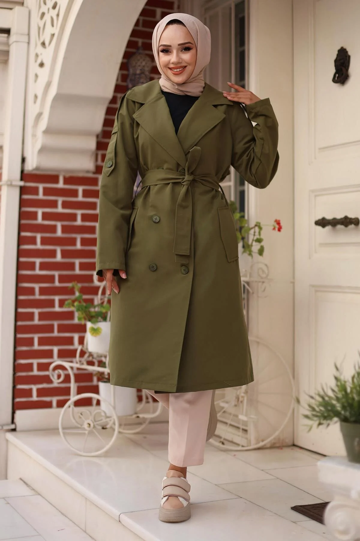 Bild von Misskyle Trenchcoat Mit Epaulettendetail An Der Schulter für Damen - 42