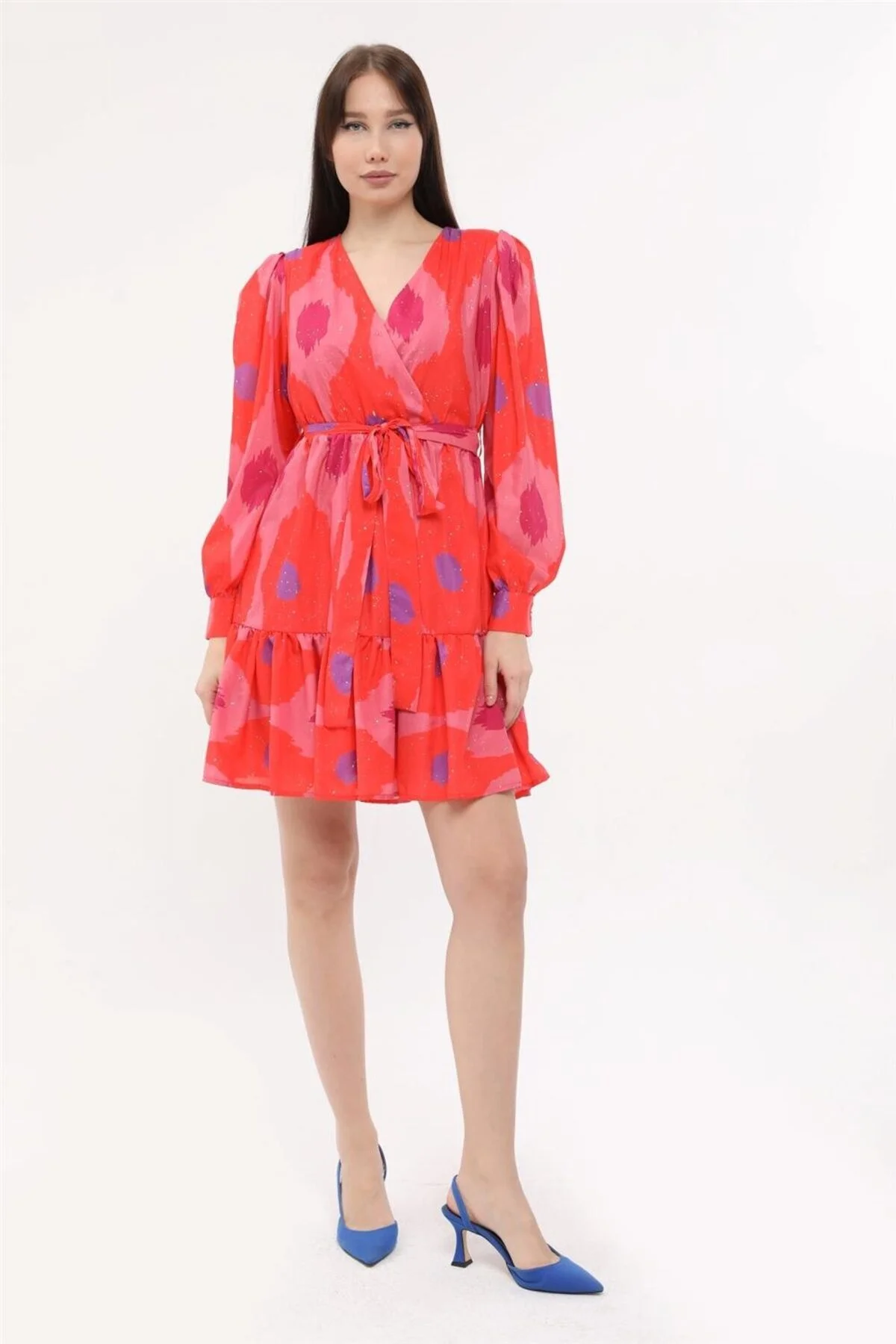 Bild von HomeStore Kleid Mit Wattiertem, Vergoldetem, Gekämmtem Gürtel Und Wickelkragen – Rot für Damen - 42