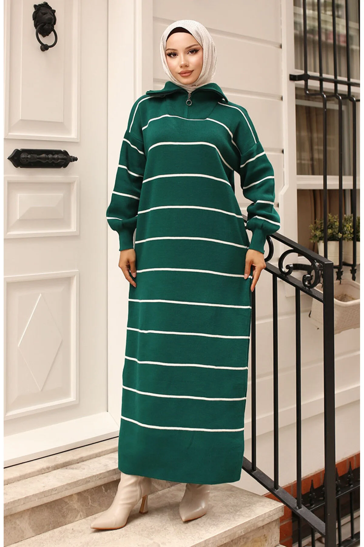 Bild von sefamerve Gestreiftes Strickkleid Mit Reißverschluss Am Ausschnitt 11038-02 Smaragdgrün für Damen - 0