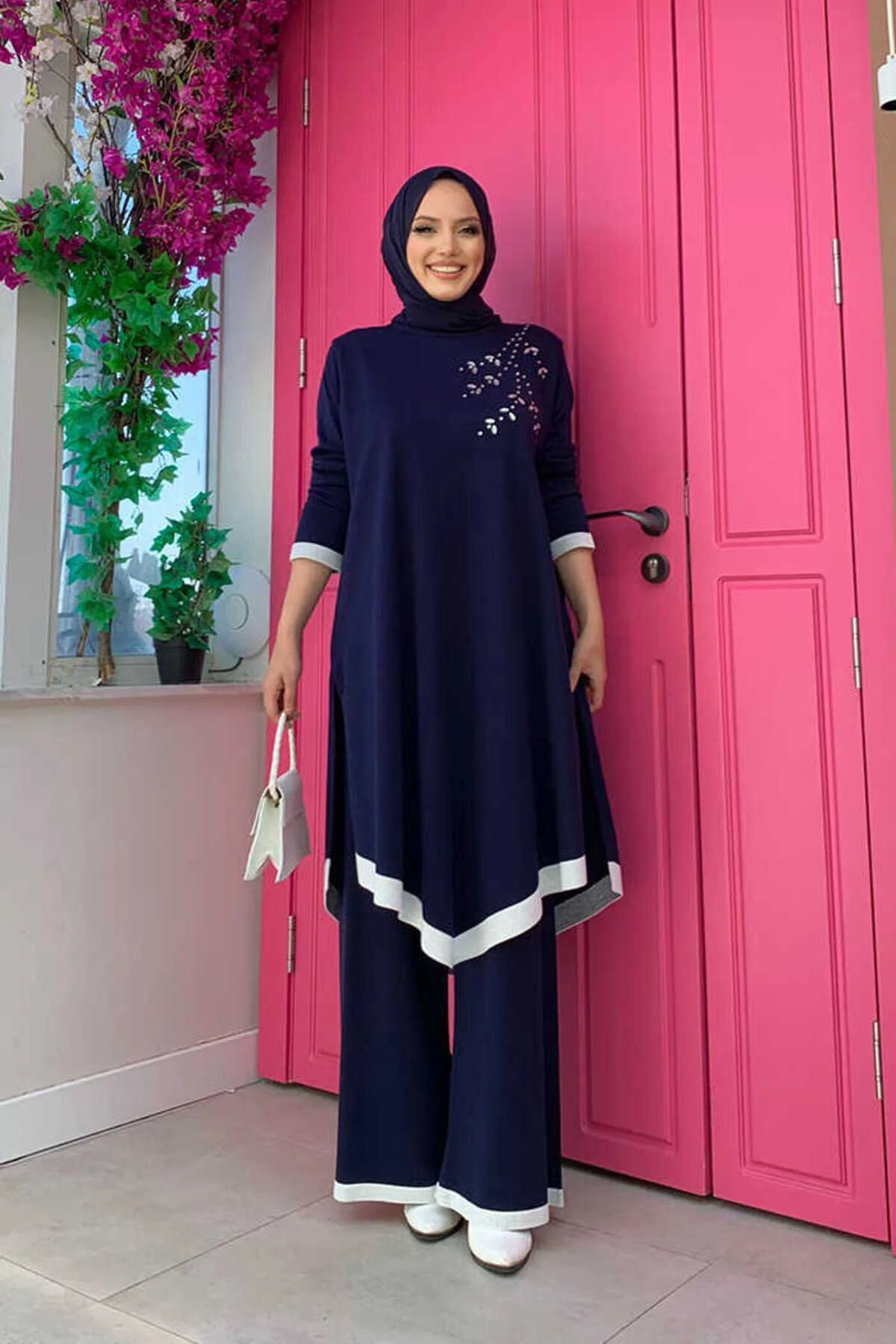 Bild von Bym Fashion Tunika-doppelstrick-set Mit Schulterstein-stickerei-detail, 23309, Marineblau für Damen - One Size