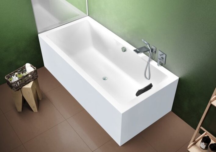 Bild von RIHO Lugo Rechteck-Badewanne, Version links, PlugPlay-Variante, 2-Sitzer, weiß, B13, Ausführung: 190x80x47,5cm, Nutzinhalt: 235 Liter
