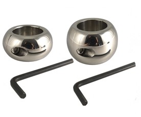 Bild von Rimba - Stainless steel ballstretcher in donut shape 3 cm. wide, 330 gram