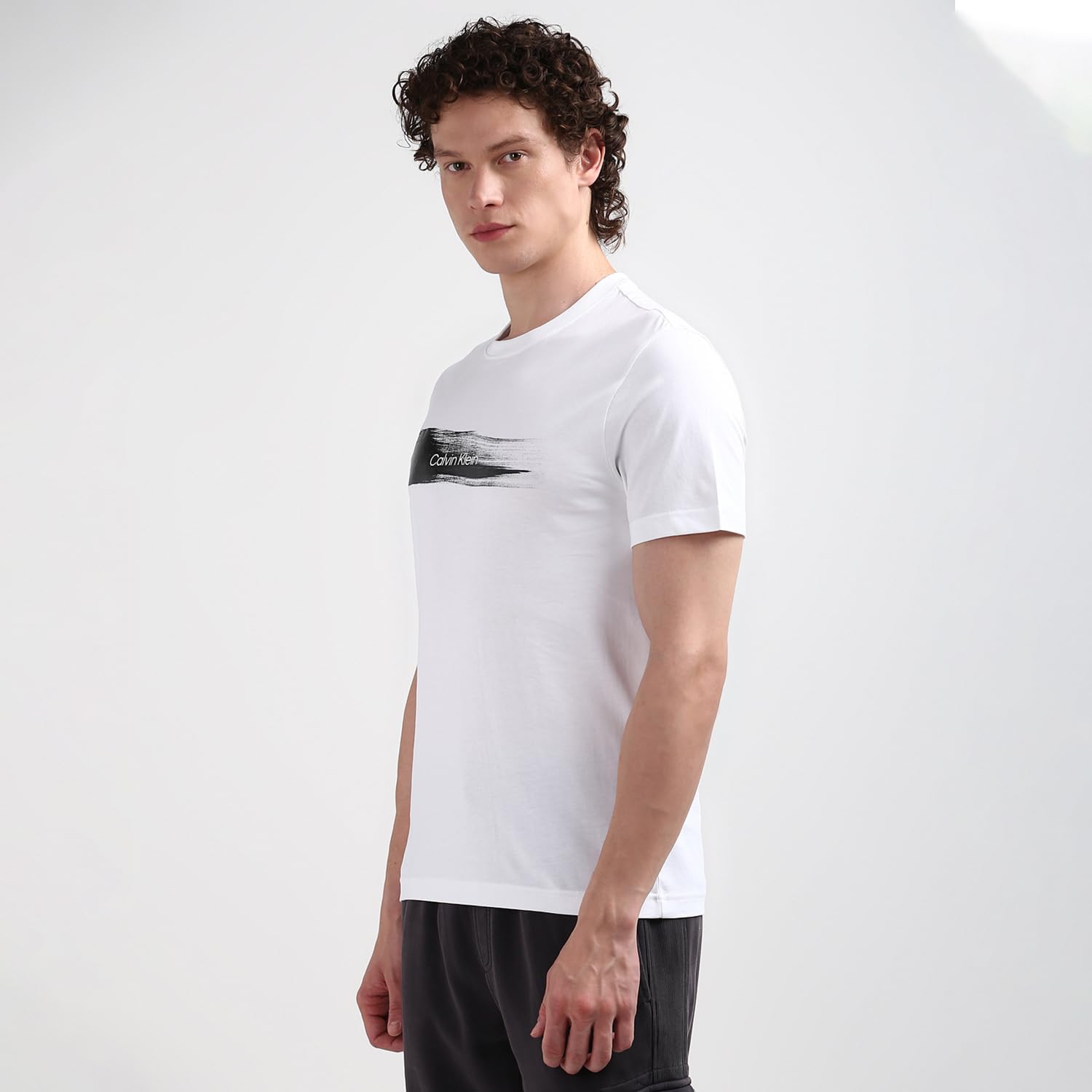 Bild von Calvin Klein Herren Brush Logo T-Shirt, weiß-White (White), XL