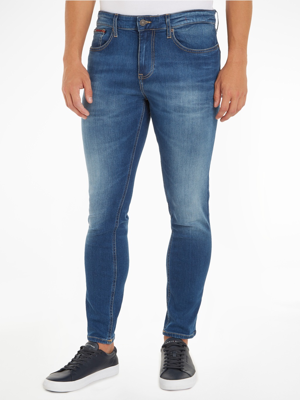 Bild von Tommy Jeans Tapered-fit-Jeans "SLIM TAPERED AUSTIN"