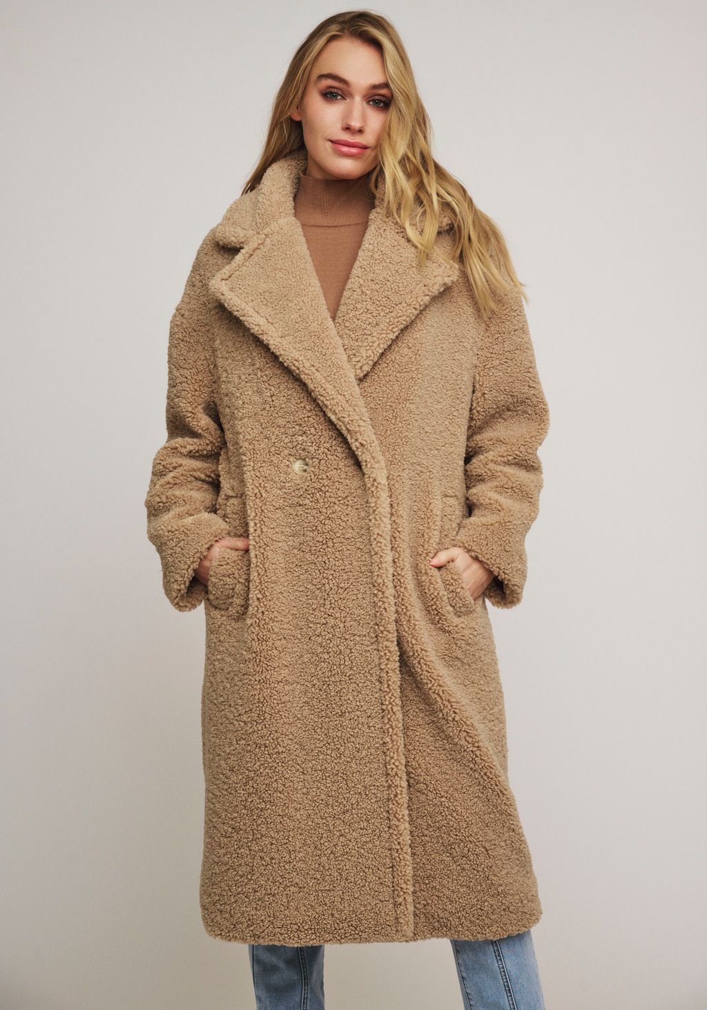 Bild von Rino & Pelle Wintermantel, im flauschigen Design
