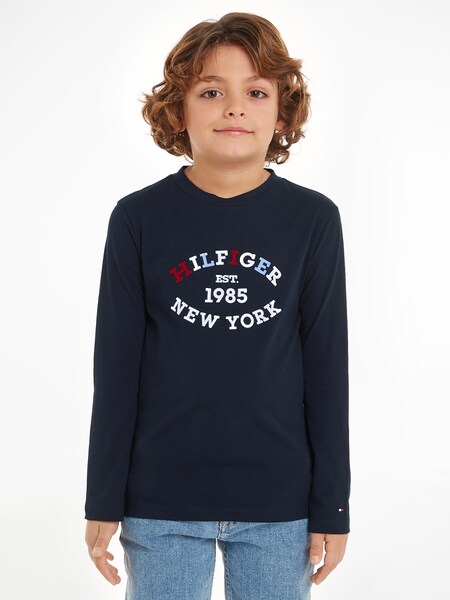 Bild von Tommy Hilfiger Langarmshirt »MONOTYPE FLOCK REGULAR TEE LS«, Kinder bis 16 Jahre mit Logoschriftzug