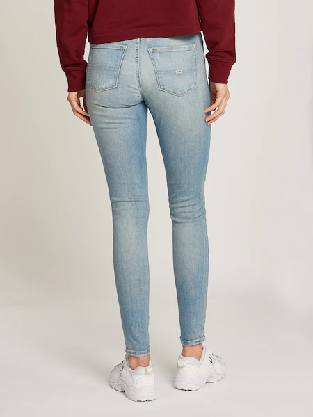 Bild von Tommy Jeans Skinny-fit-Jeans »Tommy Jeans - Damenjeans- NORA Mid Rise - Skinny Fit«, mit Waschung, Logo-Badge