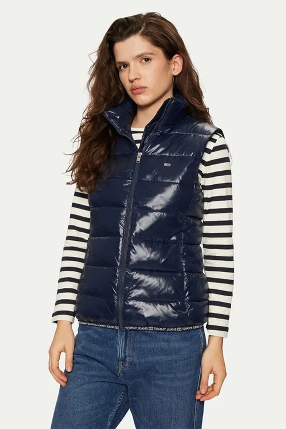 Bild von Tommy Hilfiger Tommy Jeans Pufferweste In Marineblau für Damen - M