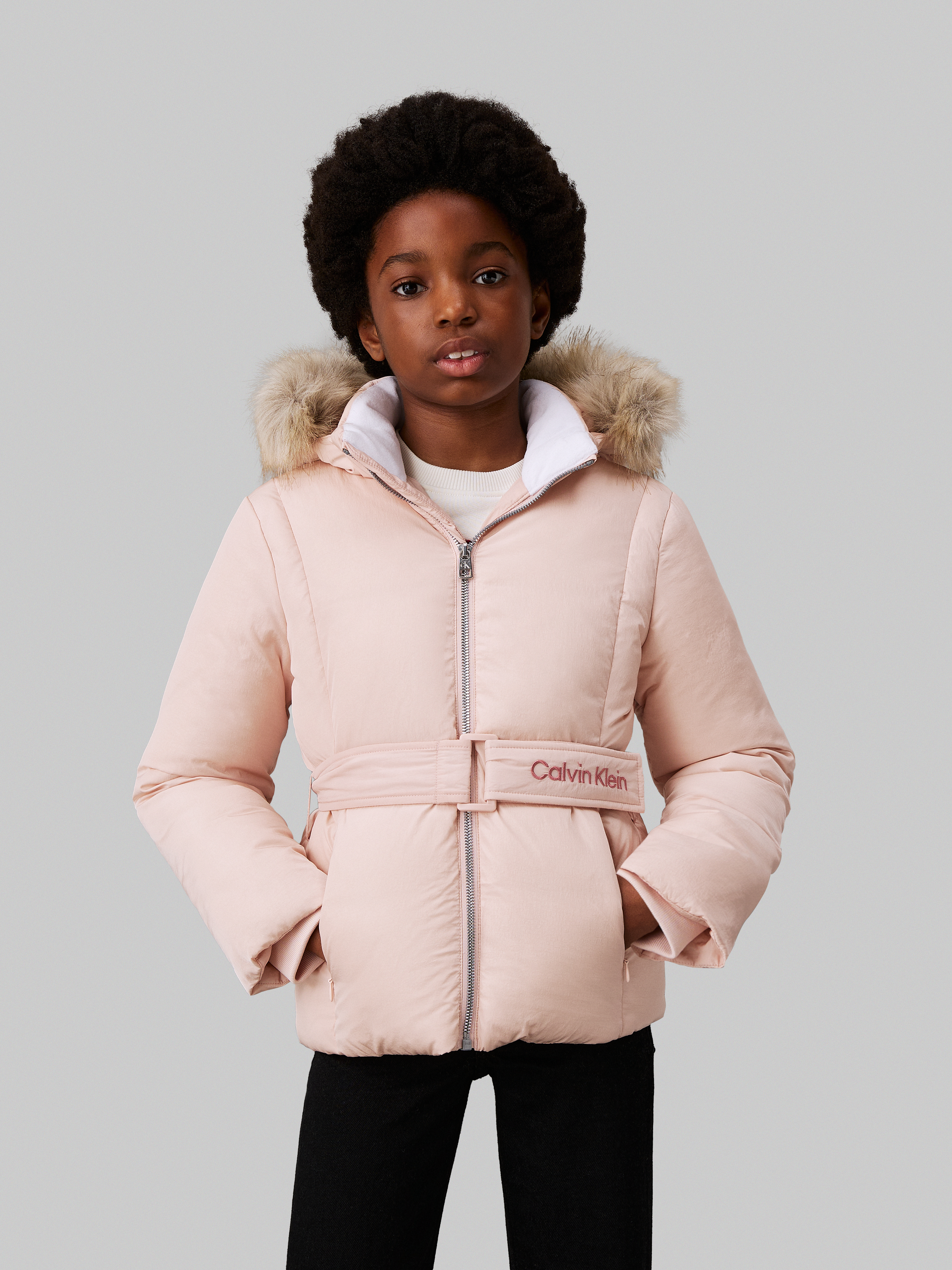 Bild von Calvin Klein Jeans Outdoorjacke »Classic Belted Fur Jacket«, mit Kapuze, für Kinder bis 16 Jahre und mit Logoschriftzug