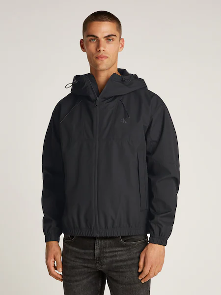 Bild von Calvin Klein Jeans Allwetterjacke »TECHNICAL JACKET«, mit Kapuze, Logodruck, Eingriffstaschen