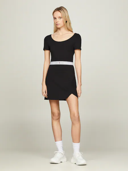 Bild von Tommy Jeans Curve Blusenkleid »TJW LOGO TAPE FIT & FLARE EXT«, Große Größen