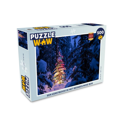 Bild von MuchoWow Puzzle – Ein Weihnachtsbaum im verschneiten Wald
