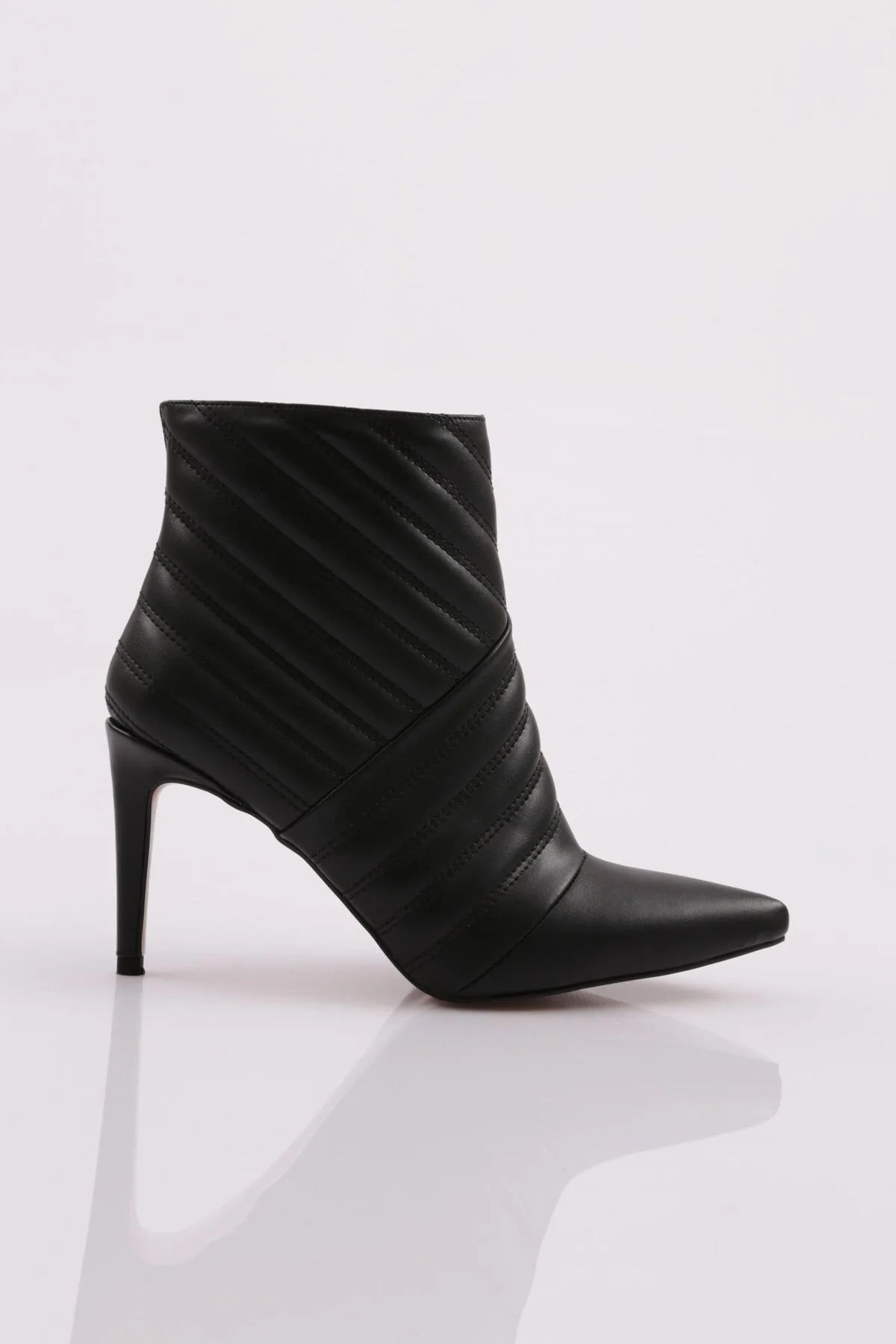 Bild von DGN M1111-modell – Spitze Zehenstiefel Mit Dünnem Absatz für Damen - 39