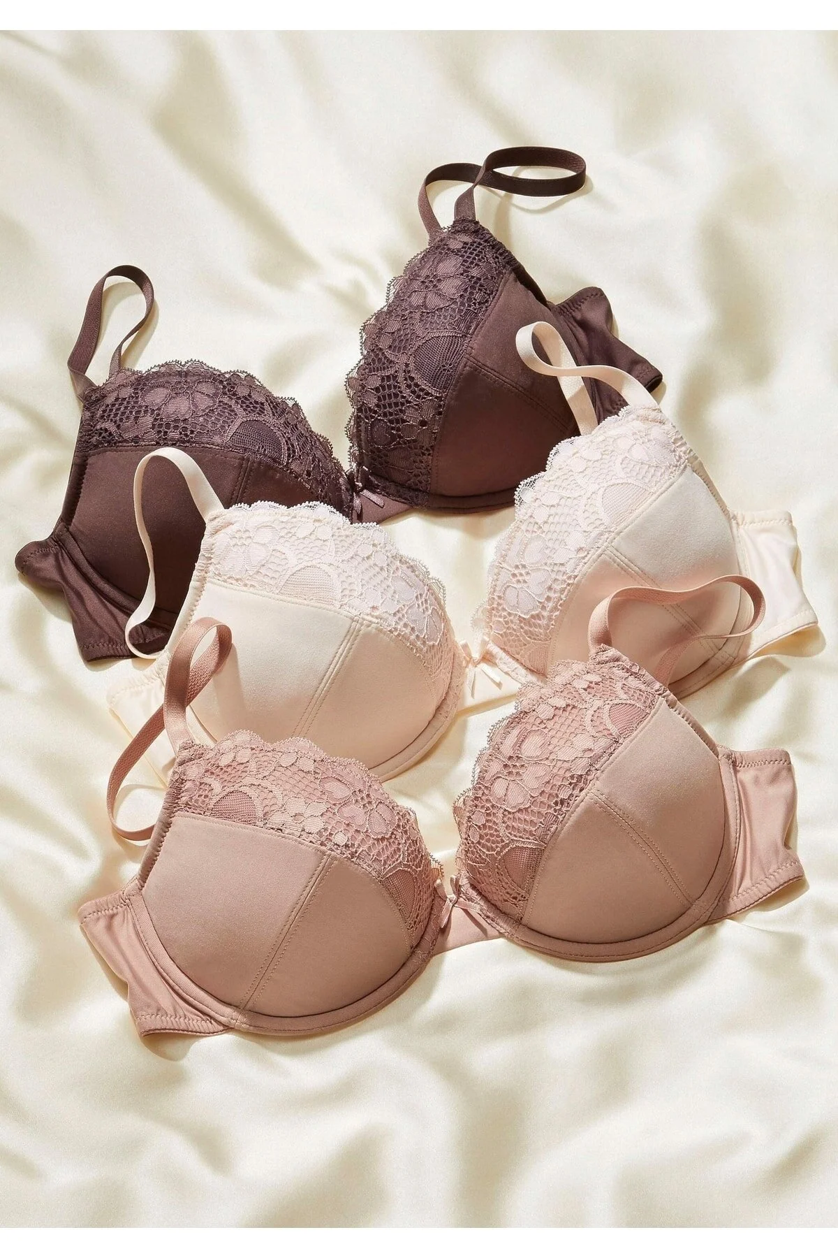Bild von petite fleur Push-up-BH (Packung, 3 Stück) mit Bügel im attraktiven Multipack, Dessous
