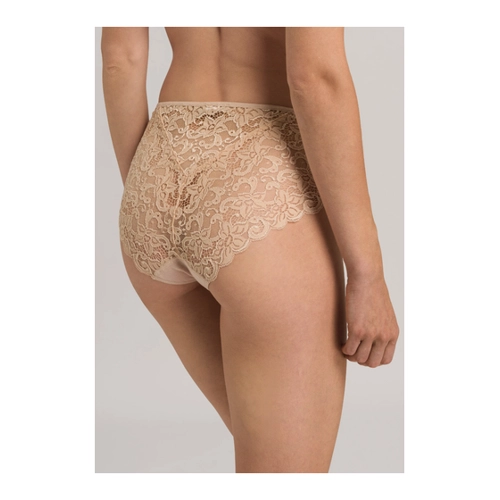 Bild von Midi Slip von HANRO – Eleganz und Komfort vereint