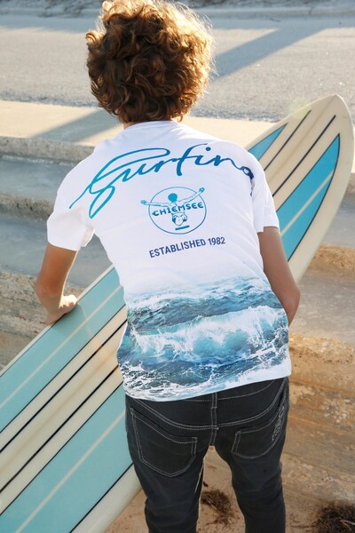 Bild von Chiemsee T-Shirt »WAVE«, Kurzarm, Basic-Passform, bedruckt, Rundhalsausschnitt