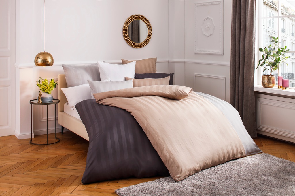 Bild von Leonique Bettwäsche »Malia«, (2 tlg.), kühlende Bettwäsche, Premium Satin Qualität, Flächengewicht 120 g/m², 100% Baumwolle, STANDARD 100 by OEKO-TEX® zertifiziert, Kissenbezug und Bettdeckenbezug mit Reißverschluss ausgestattet