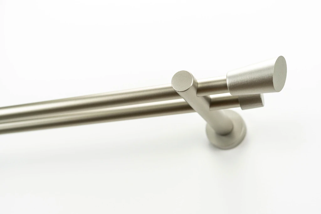 Bild von Gardinenstange GARESA "MOLIS", silber (mattchromfarben), L:440cm Ø:20mm, Holz, Metall, Gardinenstangen, Vorhanggarnitur, verlängerbar, Wandmontage, Keil, ohne Ringe