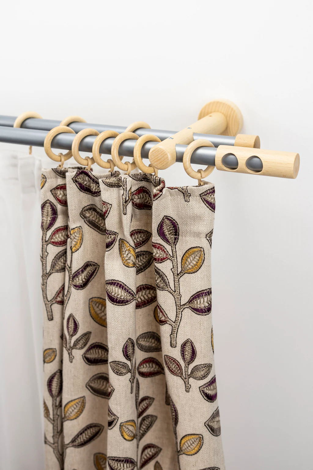 Bild von Gardinenstange GARESA "PANDORA", beige (mattchromfarben, natur), L:390cm Ø:20mm, Gardinenstangen, Vorhanggarnitur,Innenlaufgarnitur, verlängerbar, Knopf m.Ausschnitte