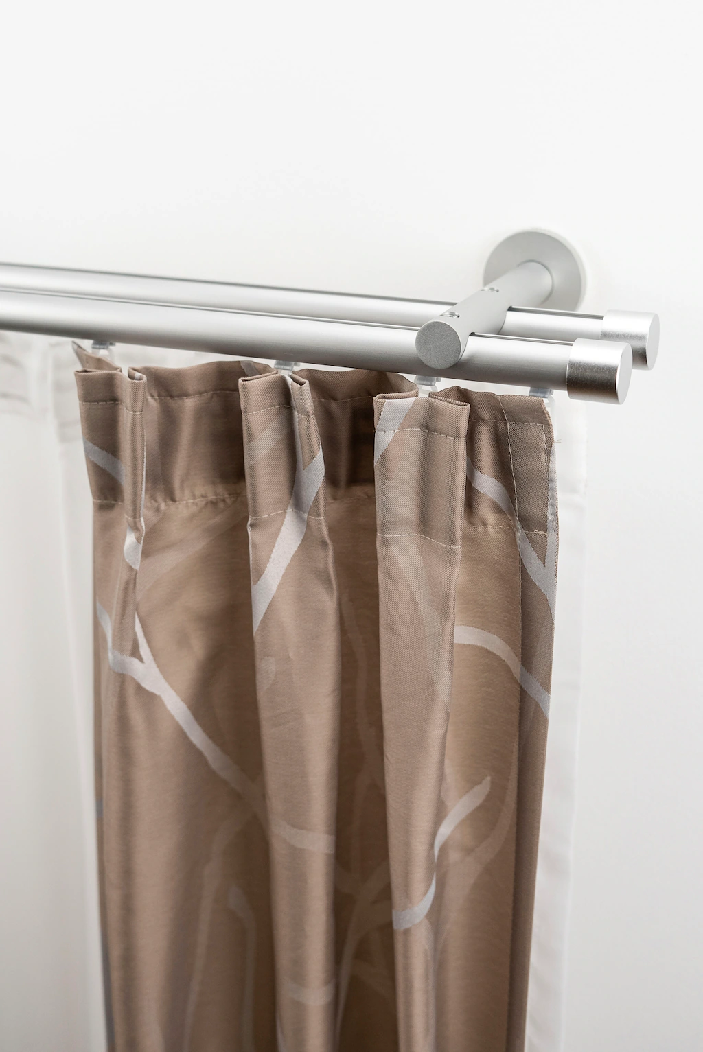 Bild von Gardinenstange GARESA "EASY", silber (silberfarben), B:60cm L:240cm Ø:20mm, Aluminium, Gardinenstangen, Vorhanggarnitur-Innenlauf, verlängerbar, Wandmontage, Kappe, Aluminium