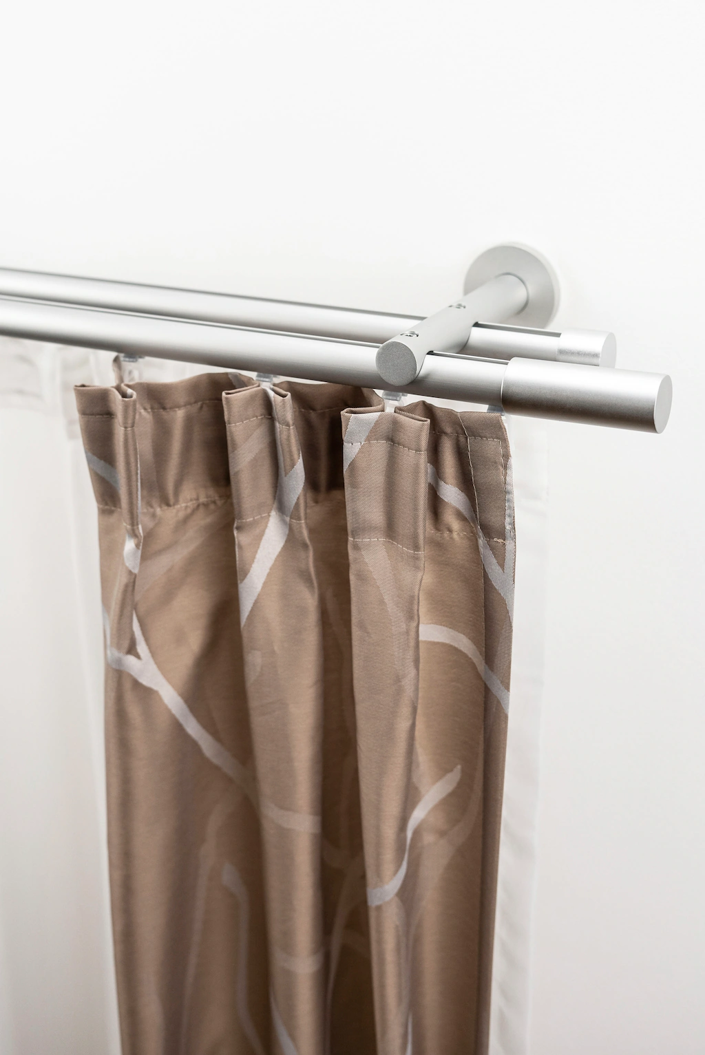 Bild von Gardinenstange GARESA "EASY", silber (silberfarben), B:53cm L:250cm Ø:20mm, Aluminium, Gardinenstangen, Vorhanggarnitur-Innenlauf, verlängerbar, Wandmontage, Aluminium