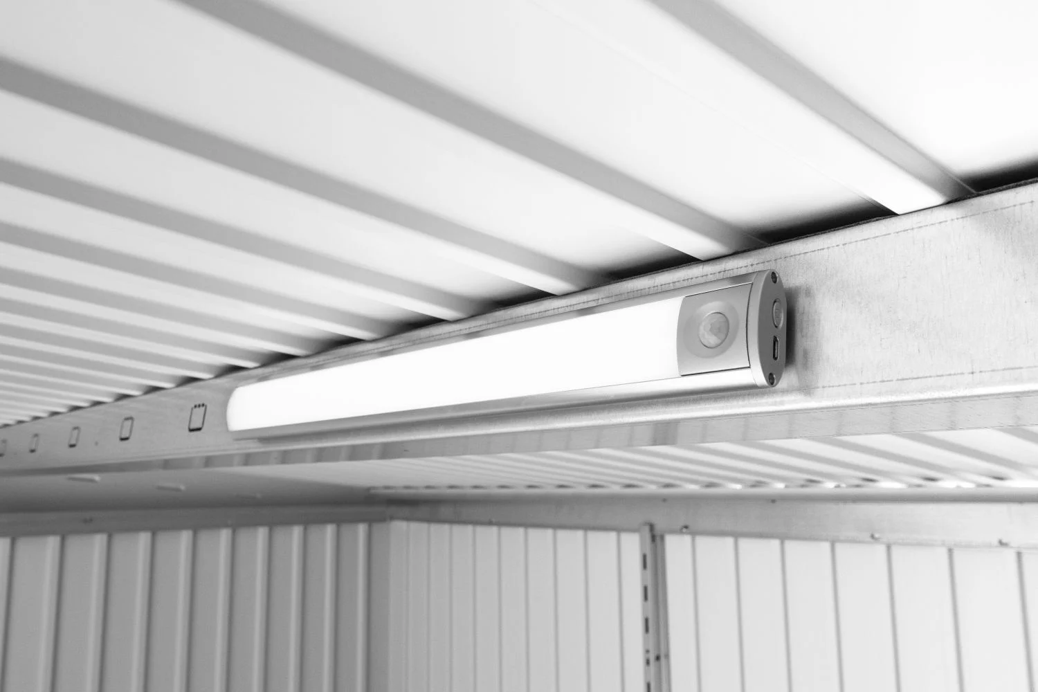 Bild von Biohort LED-Leuchte für Biohort Gerätehäuser, Geräteschränke und MiniGarage