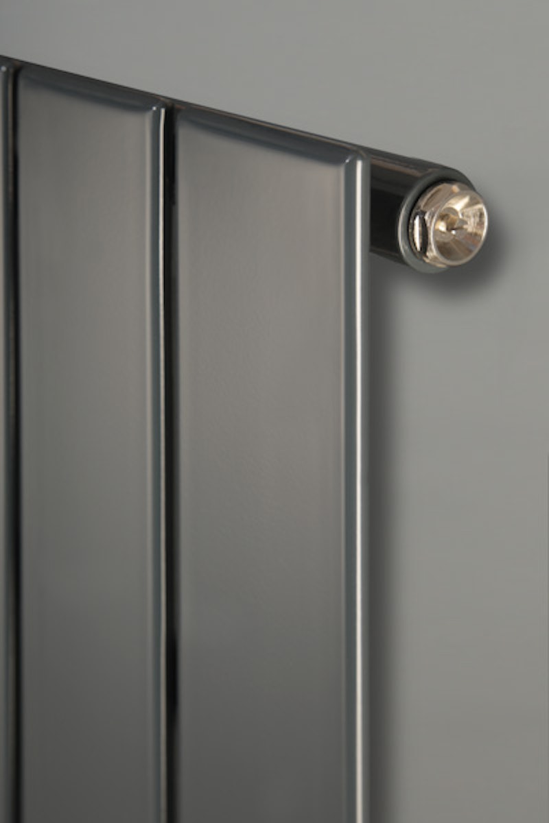Bild von Ximax P1 Vertikale Paneelprofile Designheizkörper B 59,5 x H 180 x T 6,5 cm anthrazit mit Mittelanschluss