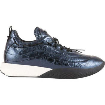 Bild von Högl  Sneaker Space
