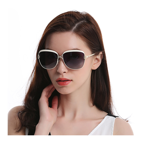 Bild von Stylische und praktische Sonnenbrille für Erwachsene