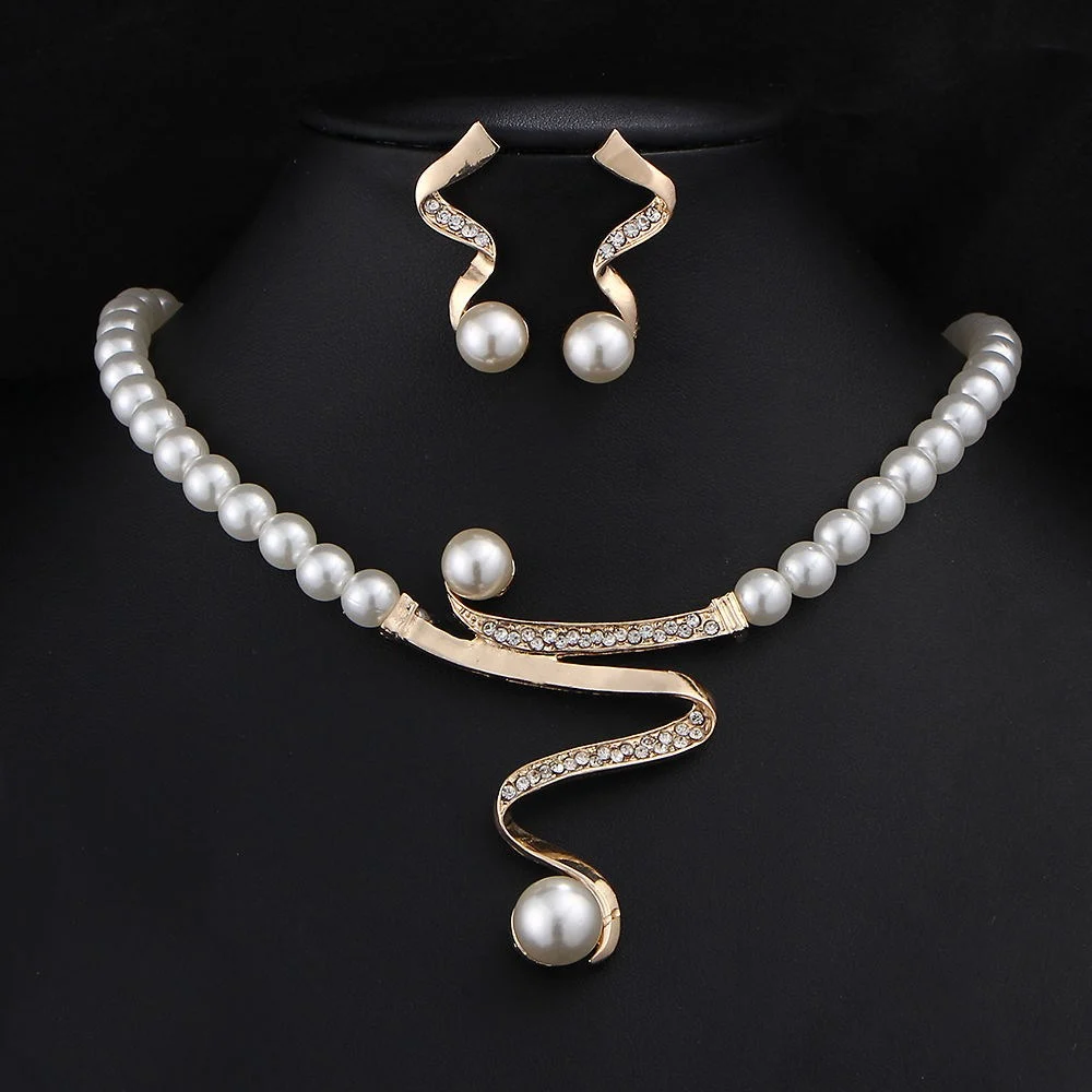 Bild von Vintage us Perlenkette und Ohrringe Zweiteiliges Set Damen Hochzeitsbankett Schmuset