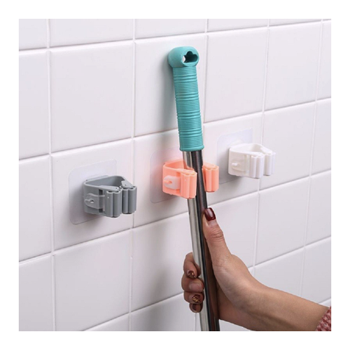 Bild von Praktisches Duschbad mit Haken für Ihr Badezimmer