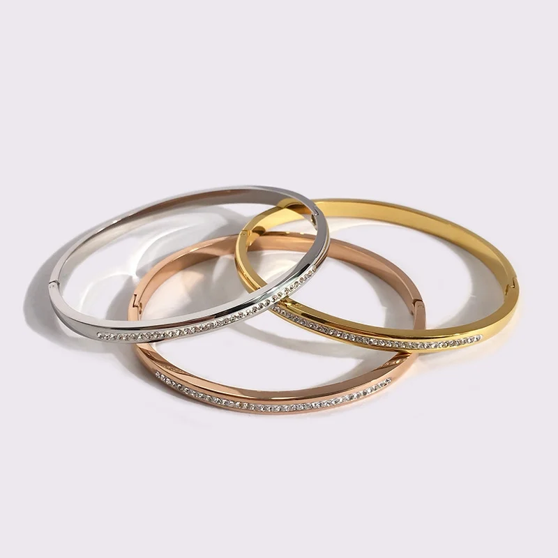 Bild von Glatt Trend Europa und Amerika Anmutig Single Metall Strass Strass Inlay Universal Couple Universelles Geschlecht 1 Legierung eingelegten strass Beil