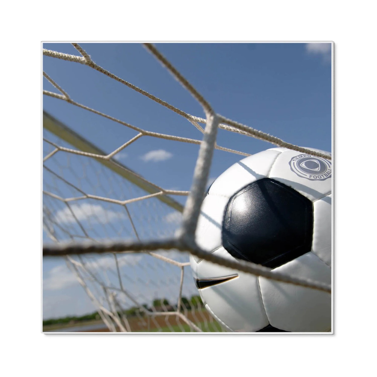 Bild von Banjado Magnettafel 50x50cm Magnetwand Weiß Aus Metall Magnetpinnwand Pinnwand Inkl. 4 Magnete Motiv Fußball