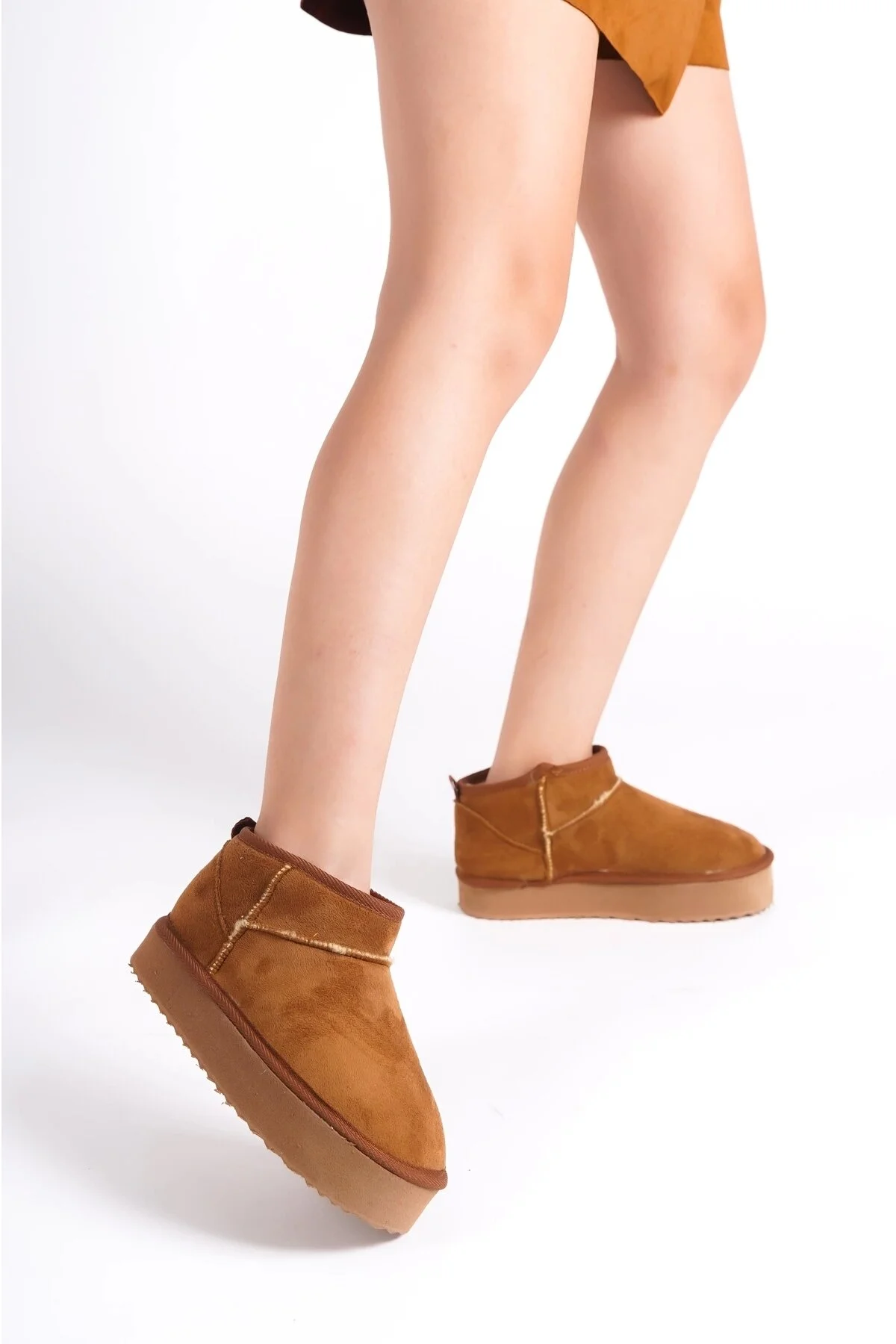 Bild von Moda Değirmeni Hellbraune Wendy-kurzstiefel Aus Wildleder Mit Fell Innen Bg1179-116-0002 für Damen - 40