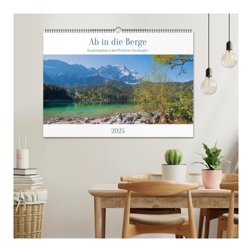 Bild von SusaZoom: Ab in die Berge 2025 - Aussichtsplätze in den Münchner Hausbergen (Wandkalender 2025 DIN A3 quer)