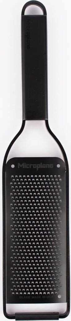 Bild von Microplane Küchenreibe Fein mit Edelstahlklinge Black Sheep Serie (43004E)