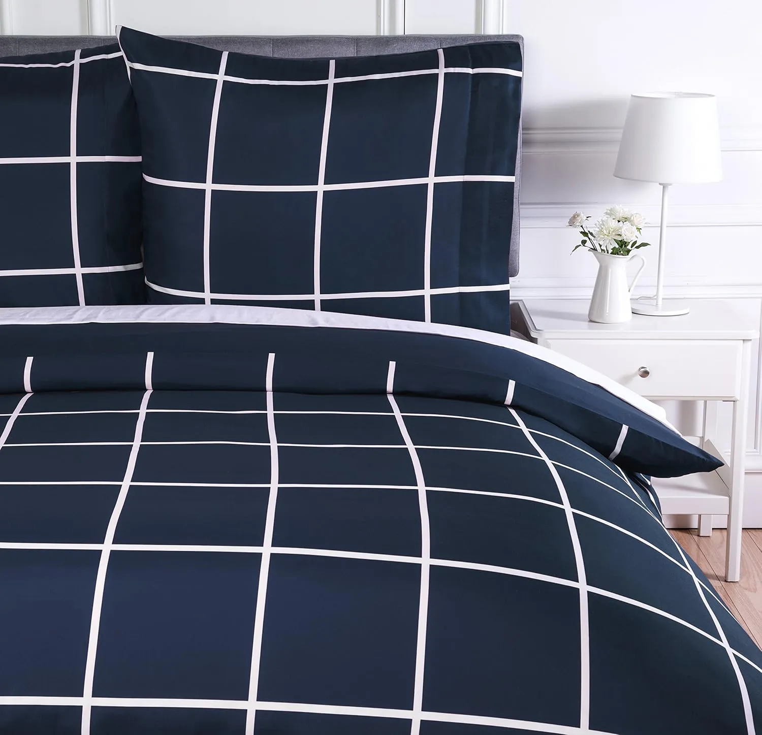 Bild von Amazon Basics Bettwäsche Set in Marineblau mit Schottenmuster, 135 x 200 cm, 3 Teile