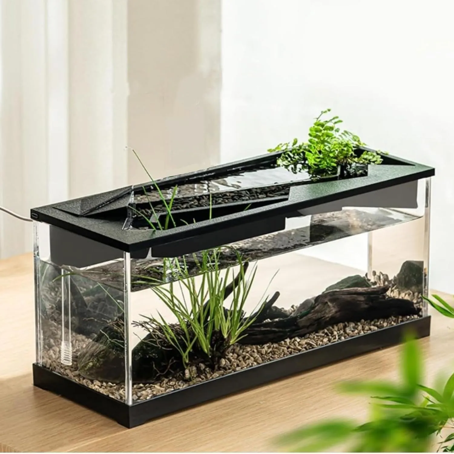 Bild von Cachpib kleines rechteckiges Aquarium mit Wasserpumpe, transparenter Abdeckung und integriertem Licht