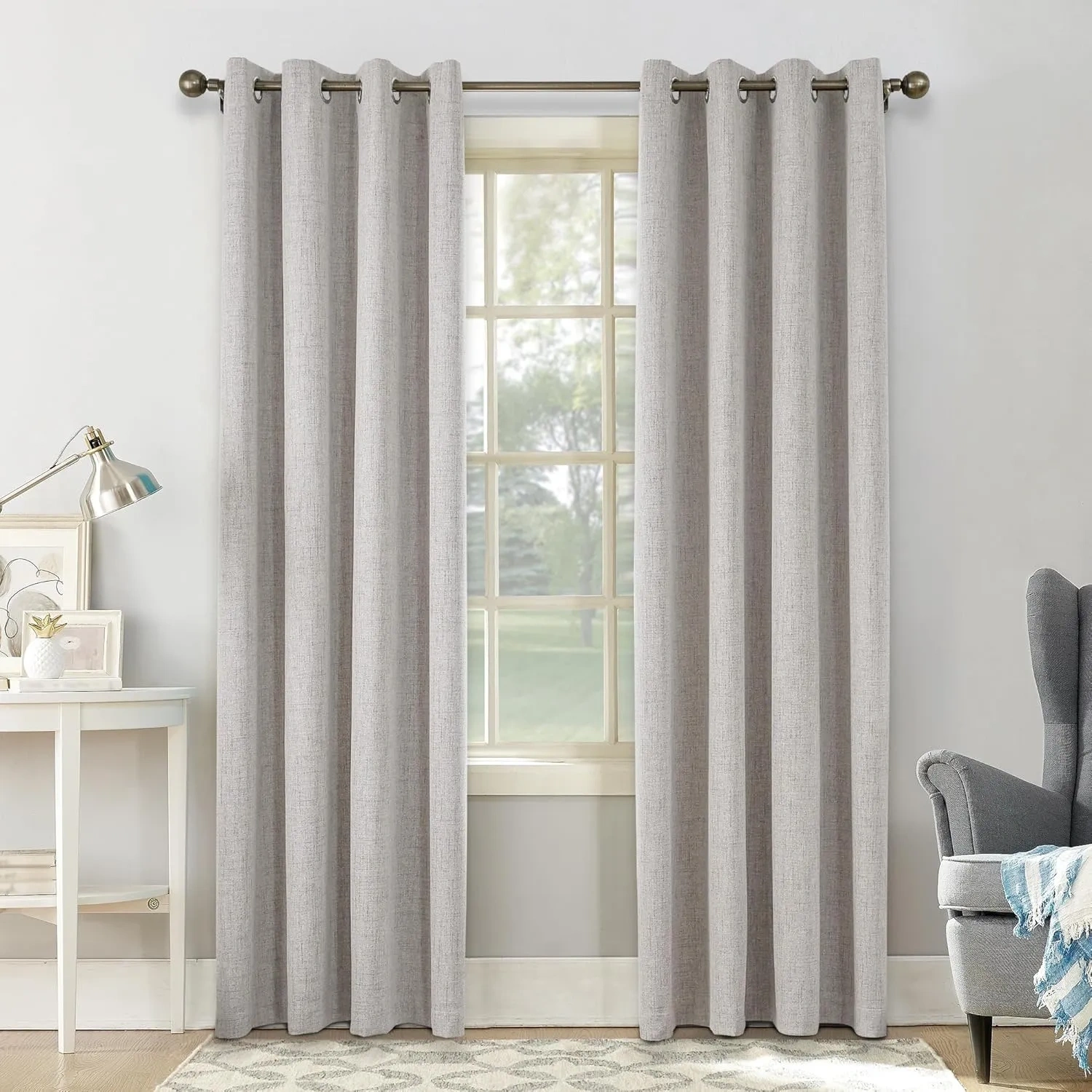 Bild von CUCRAF Thermovorhang im 2er Pack mit blickdichter Leinenoptik in Weiß, Größe 225 x 140 cm, für Schallschutz und Verdunkelung im Wohnzimmer