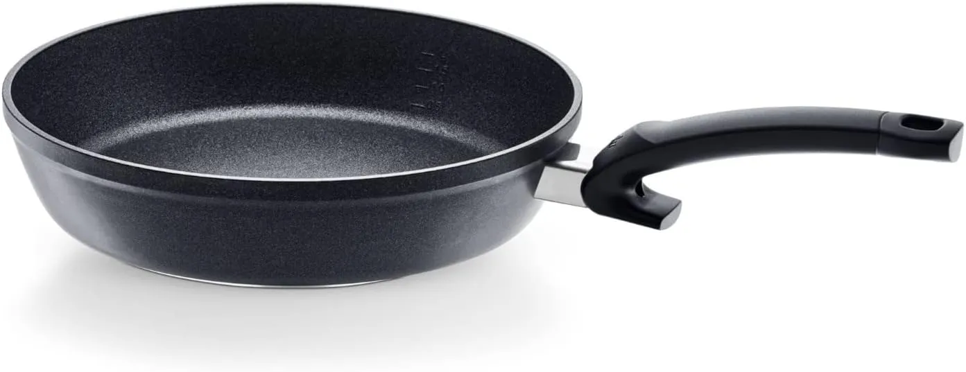 Bild von Fissler Adamant Comfort Bratpfanne 28 cm aus Aluminium, kratzfest und antihaftend, für Induktion, schwarz
