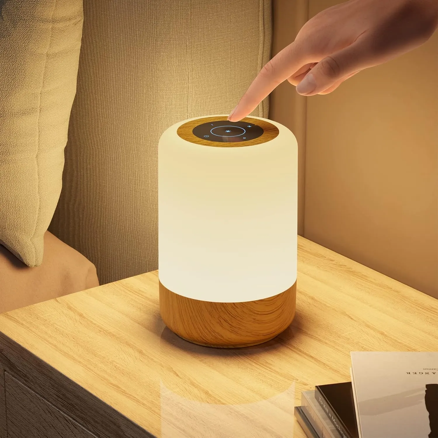 Bild von Görvitor LED Nachttischlampe mit Touch-Dimmer, 8 Farben, 3 Modi, Holzmaserung, USB-Aufladung und Timer-Funktion