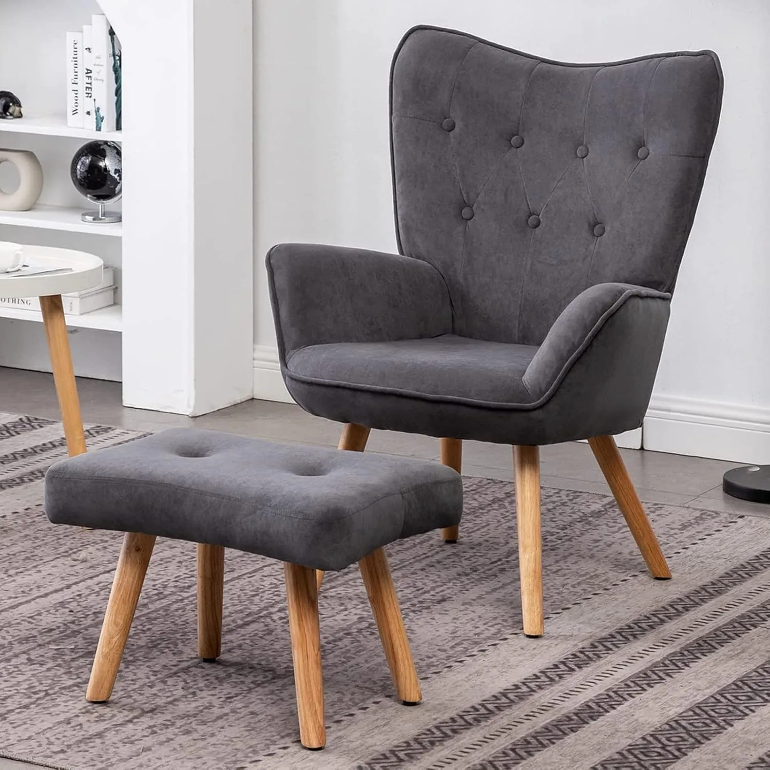 Bild von HollyHOME Relaxsessel mit Hocker in Dunkelgrau aus Samtstoff für Wohnzimmer und Schlafzimmer