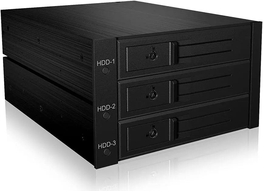 Bild von ICY BOX Wechselrahmen für 3 Festplatten im 5,25 Zoll Schacht, SATA, mit Lüfter, aus Metall in Schwarz
